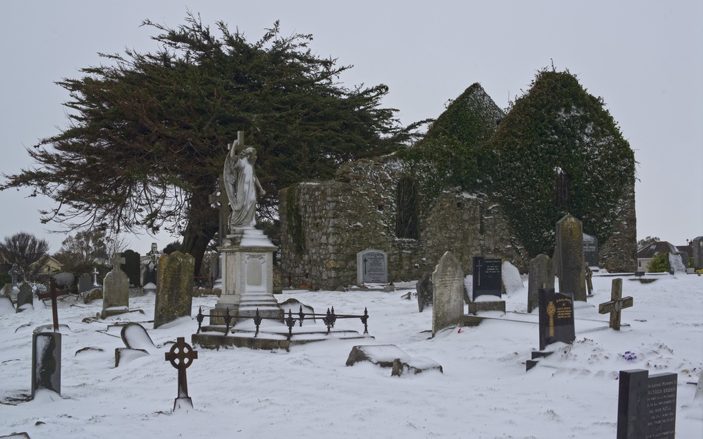 Bayside Cemetery in the Snow