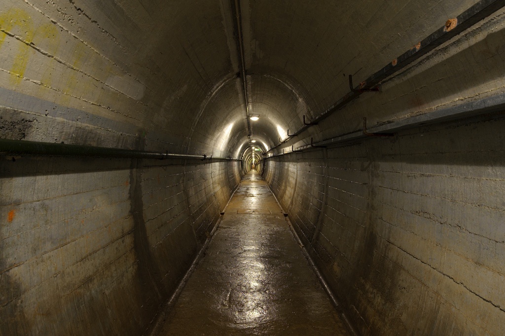 +Jun Yamog I was more interested in getting the old "Time Tunnel" kind of effect in there than