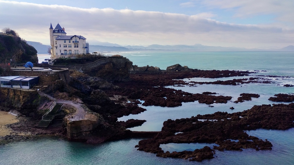 Coastal Hotel